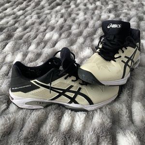 ASICS-Size: 10. Gel-Solution Speed 3. GOOD Condition.